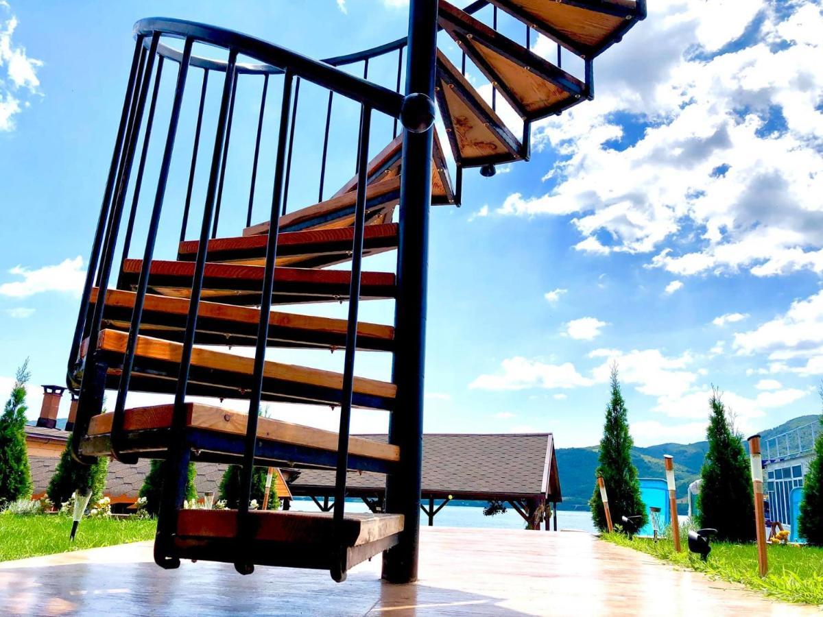 Hotel Mustaciosul Dunarii Ieşelniţa Esterno foto