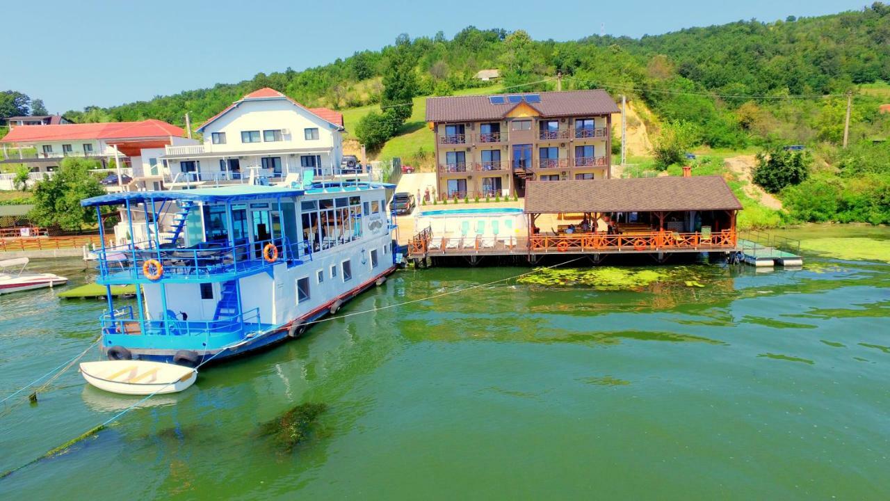 Hotel Mustaciosul Dunarii Ieşelniţa Esterno foto