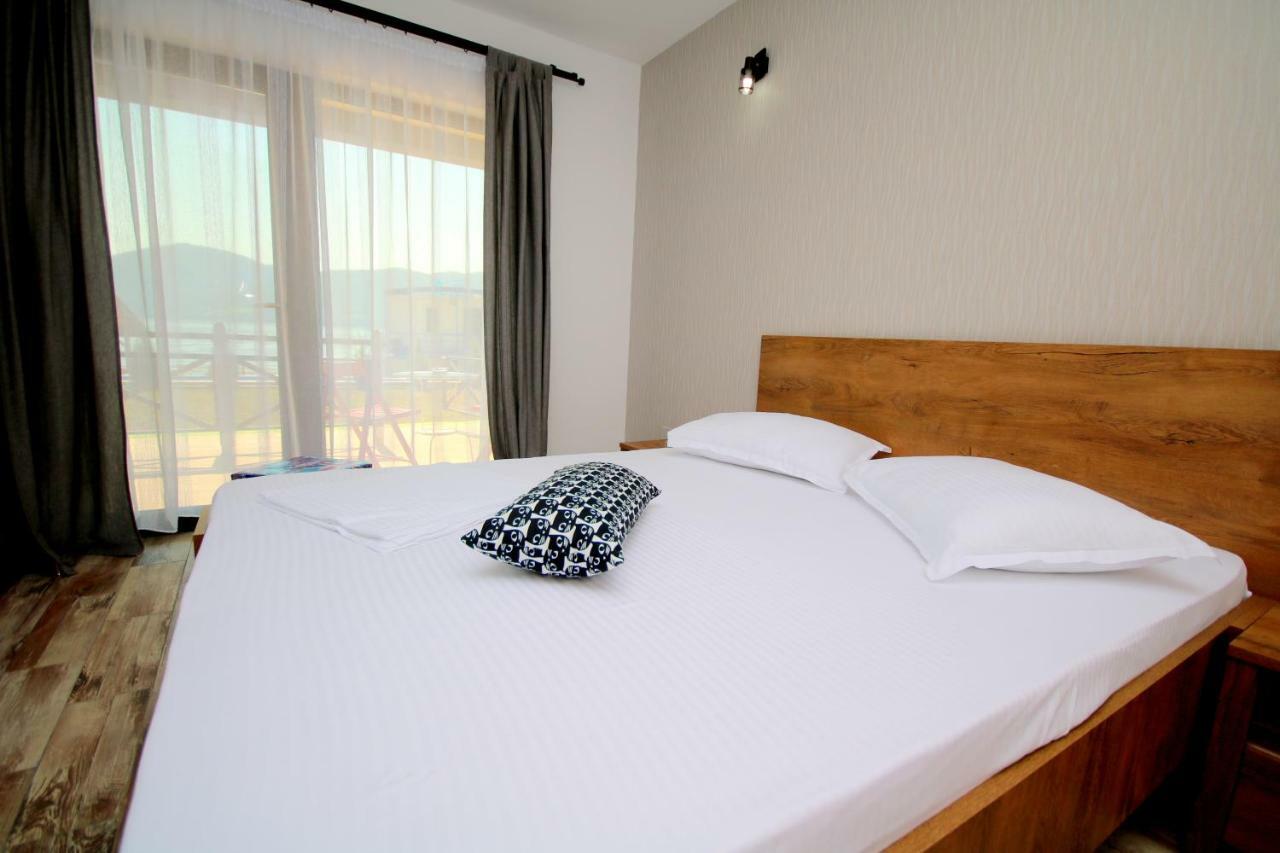 Hotel Mustaciosul Dunarii Ieşelniţa Esterno foto